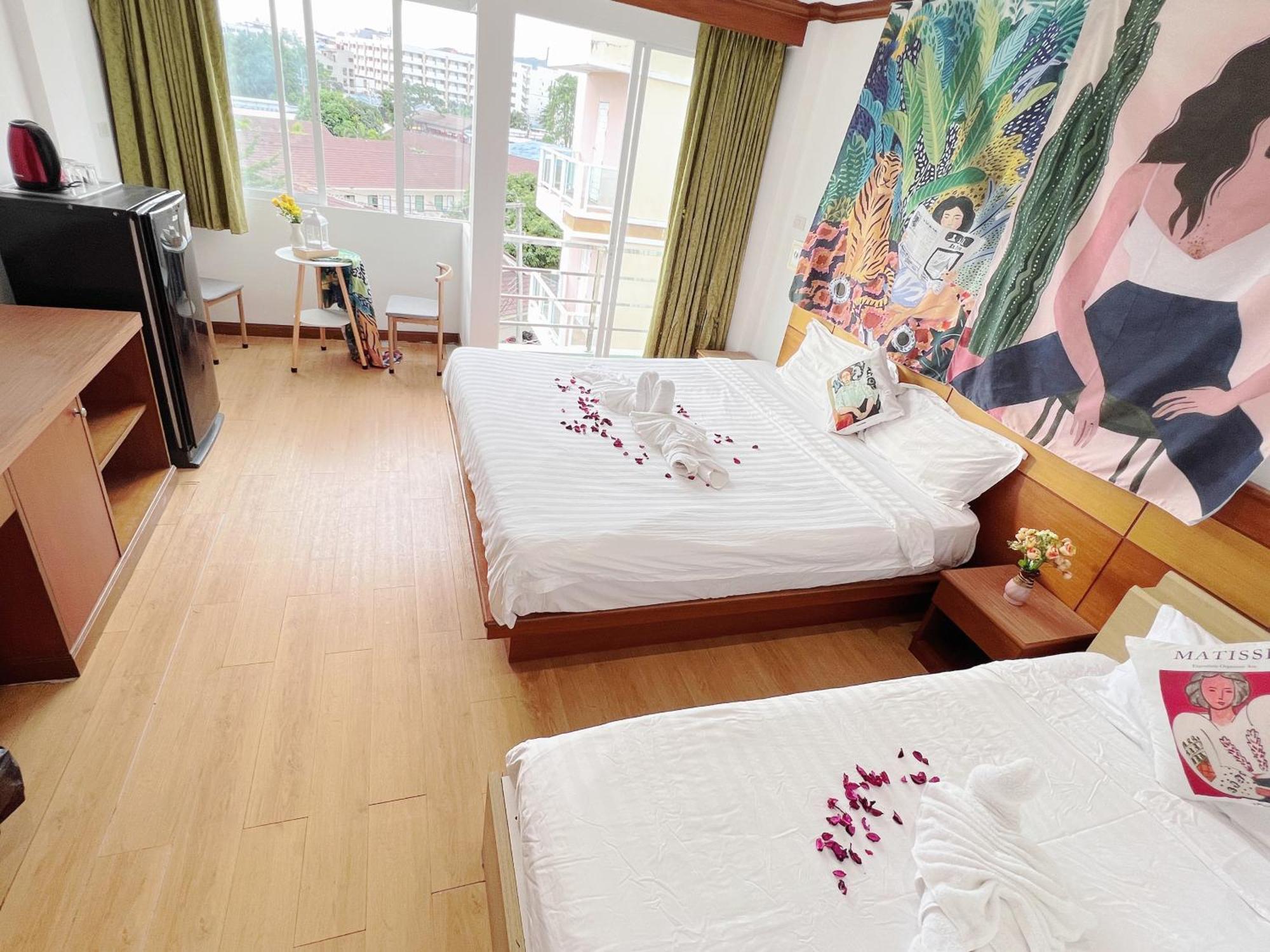Hotel Lanting Patong Exterior foto
