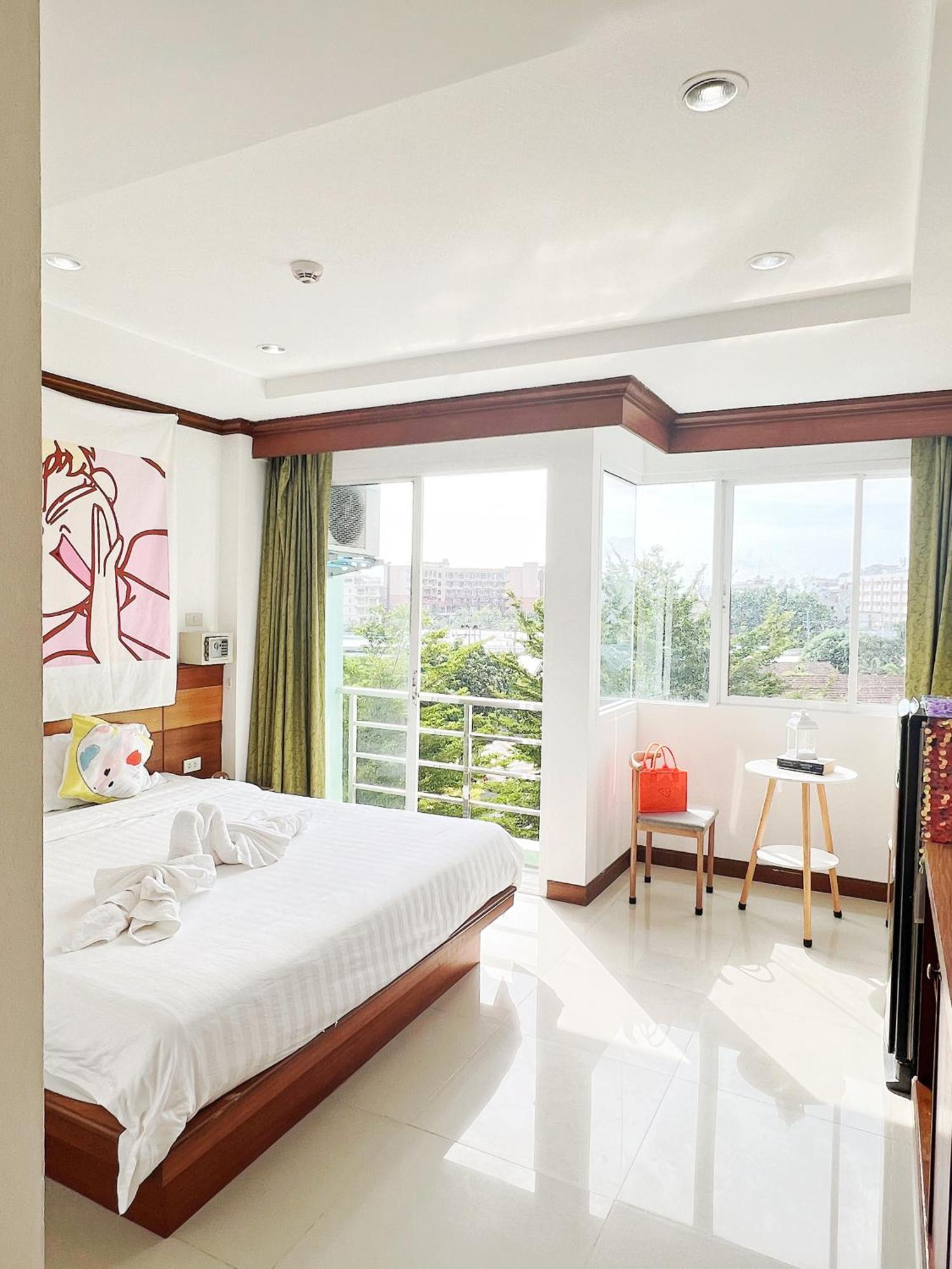 Hotel Lanting Patong Exterior foto